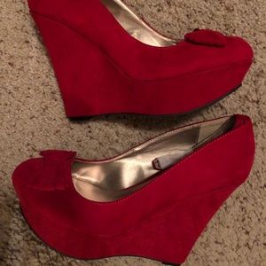 Qupid Red Wedge Heels Size 8